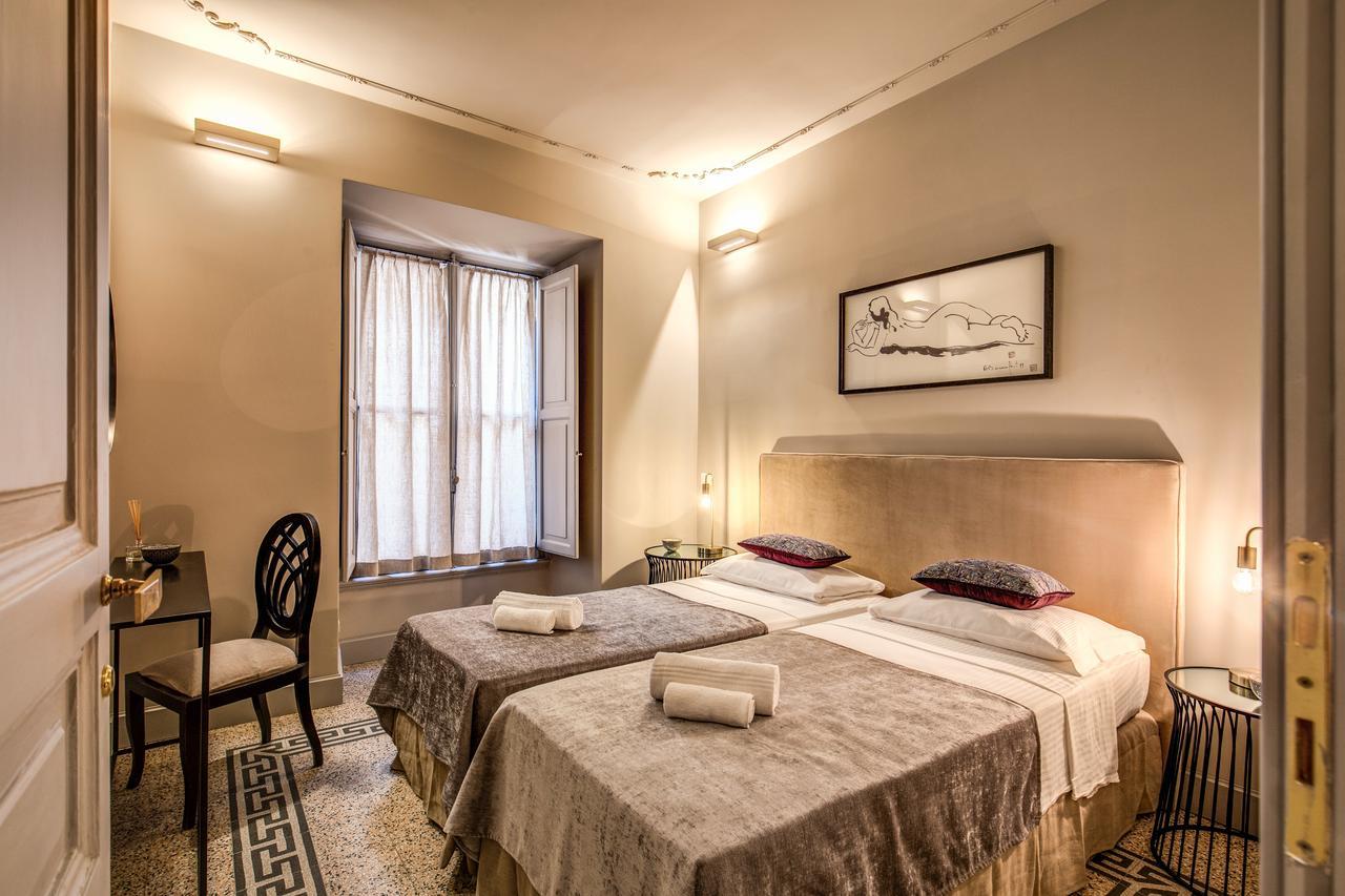 Decharme Apartment With Terrace In Monti Рим Экстерьер фото