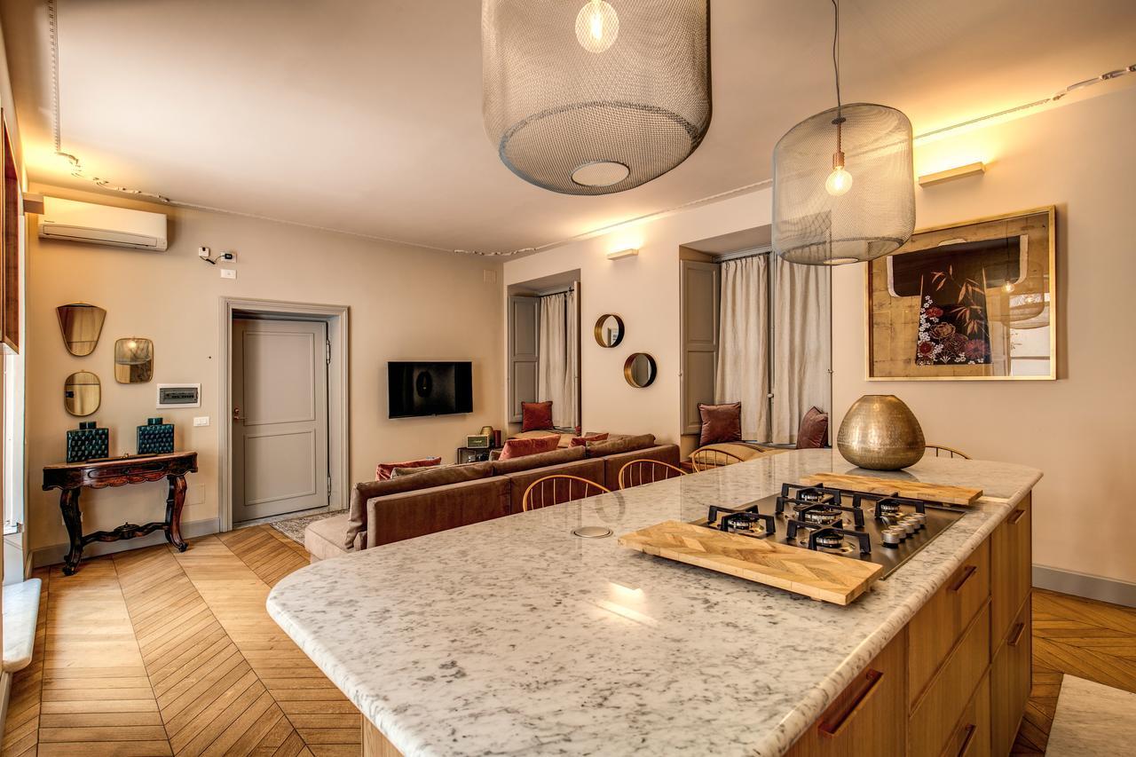 Decharme Apartment With Terrace In Monti Рим Экстерьер фото